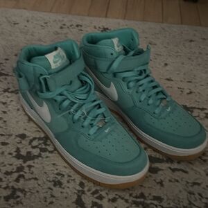Nike High-Top Sneakers in Aqua and White